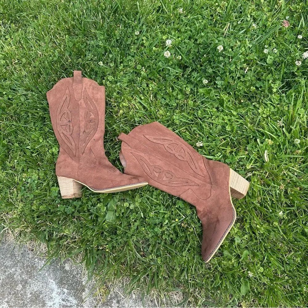 Rustic Tan Suede Heeled Boots